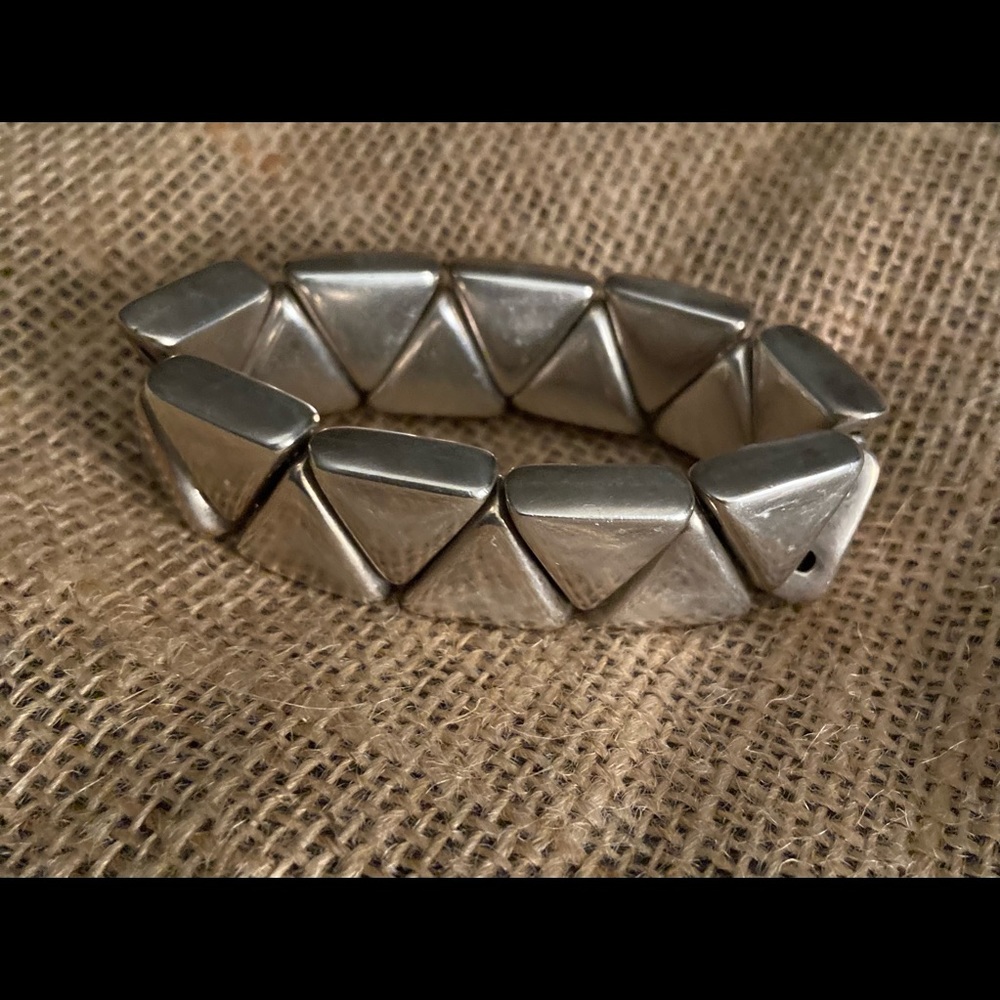 Sterling silver stretch bracelet